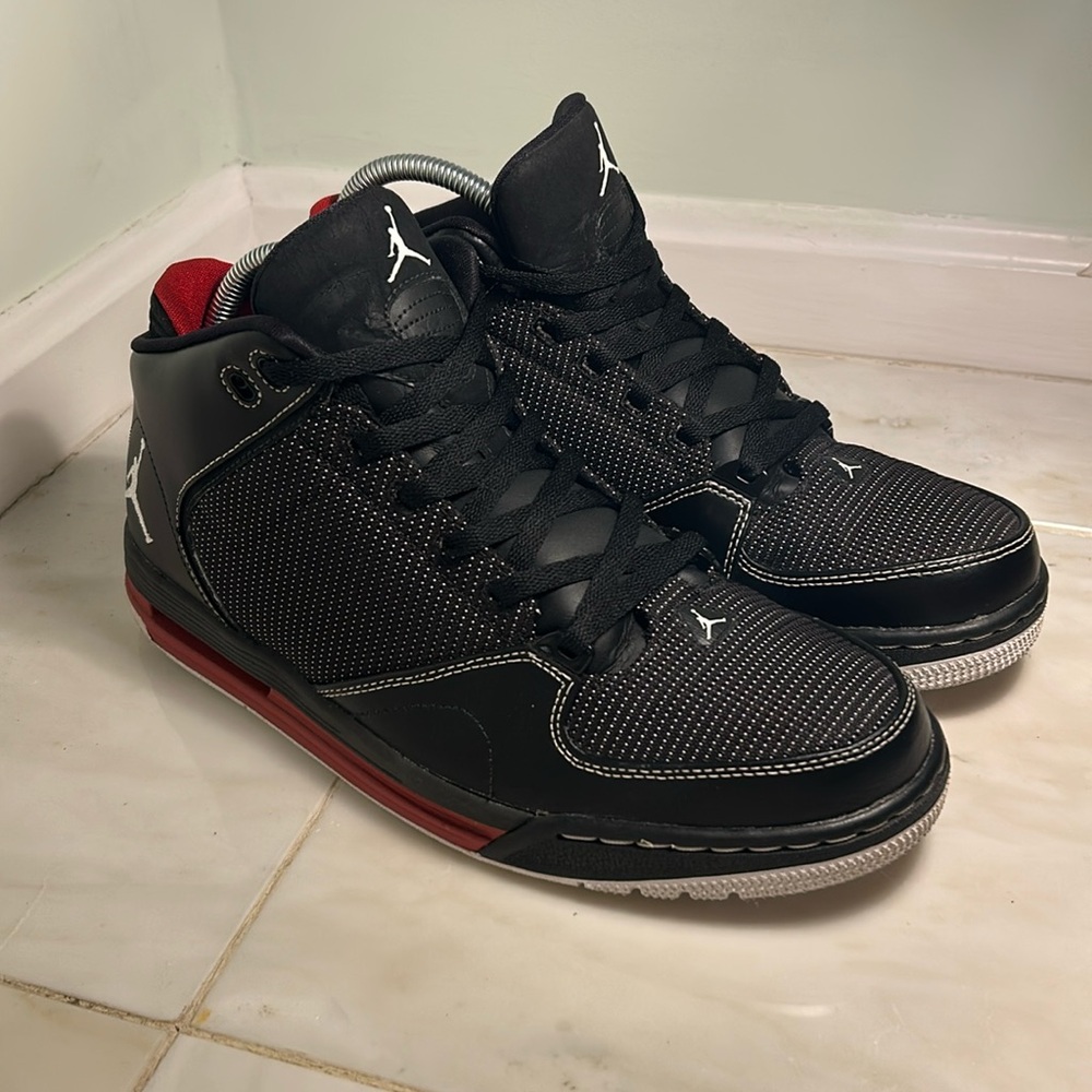 ❗️❗️SOLD ❗️❗️Nike Air Jordan " As You Go" - Size 10.5M